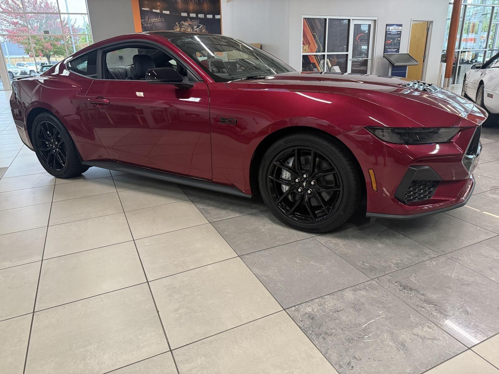 Ford Mustang GT Premium Coupe 2025