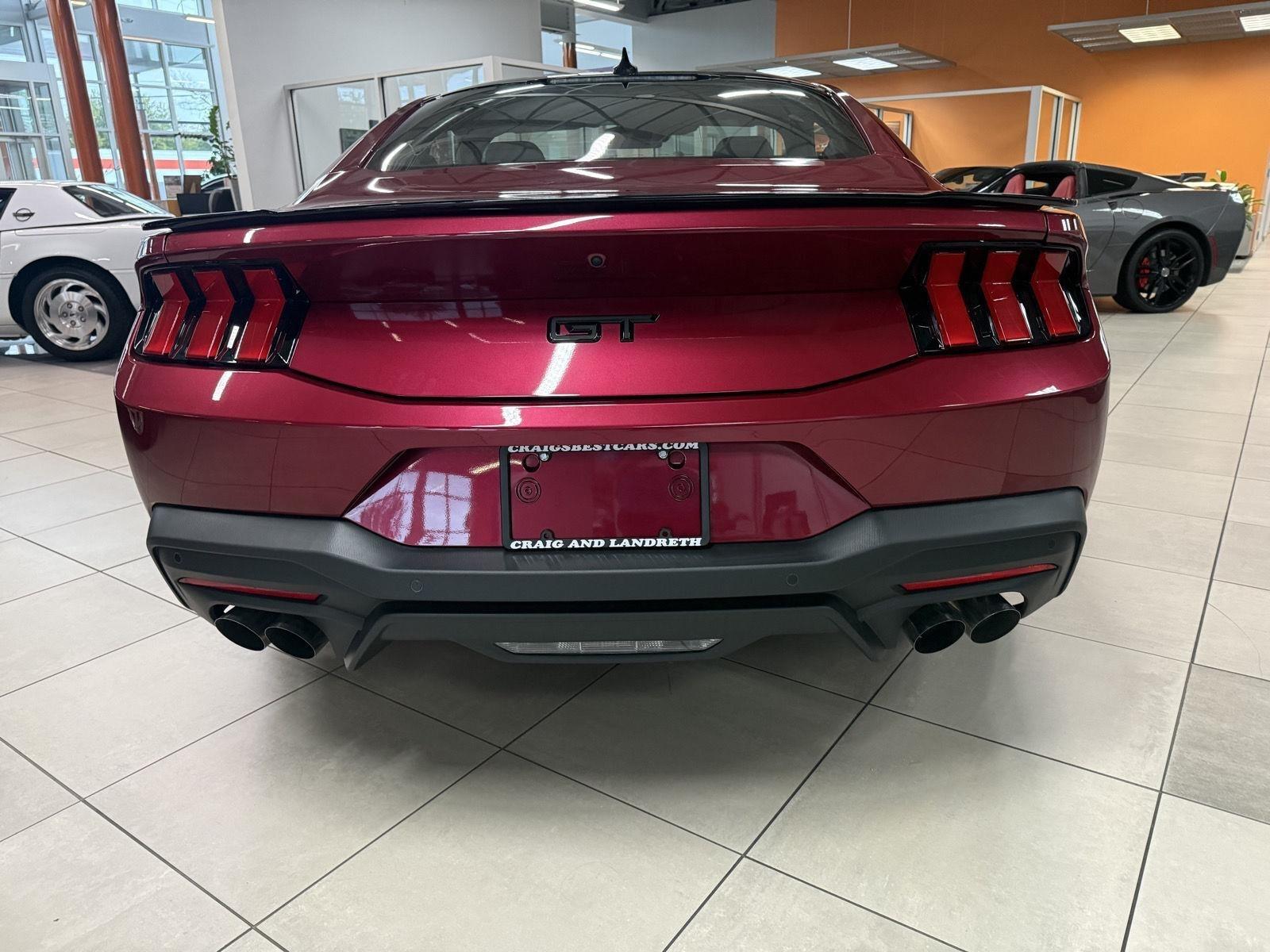Ford Mustang GT Premium Coupe 2025