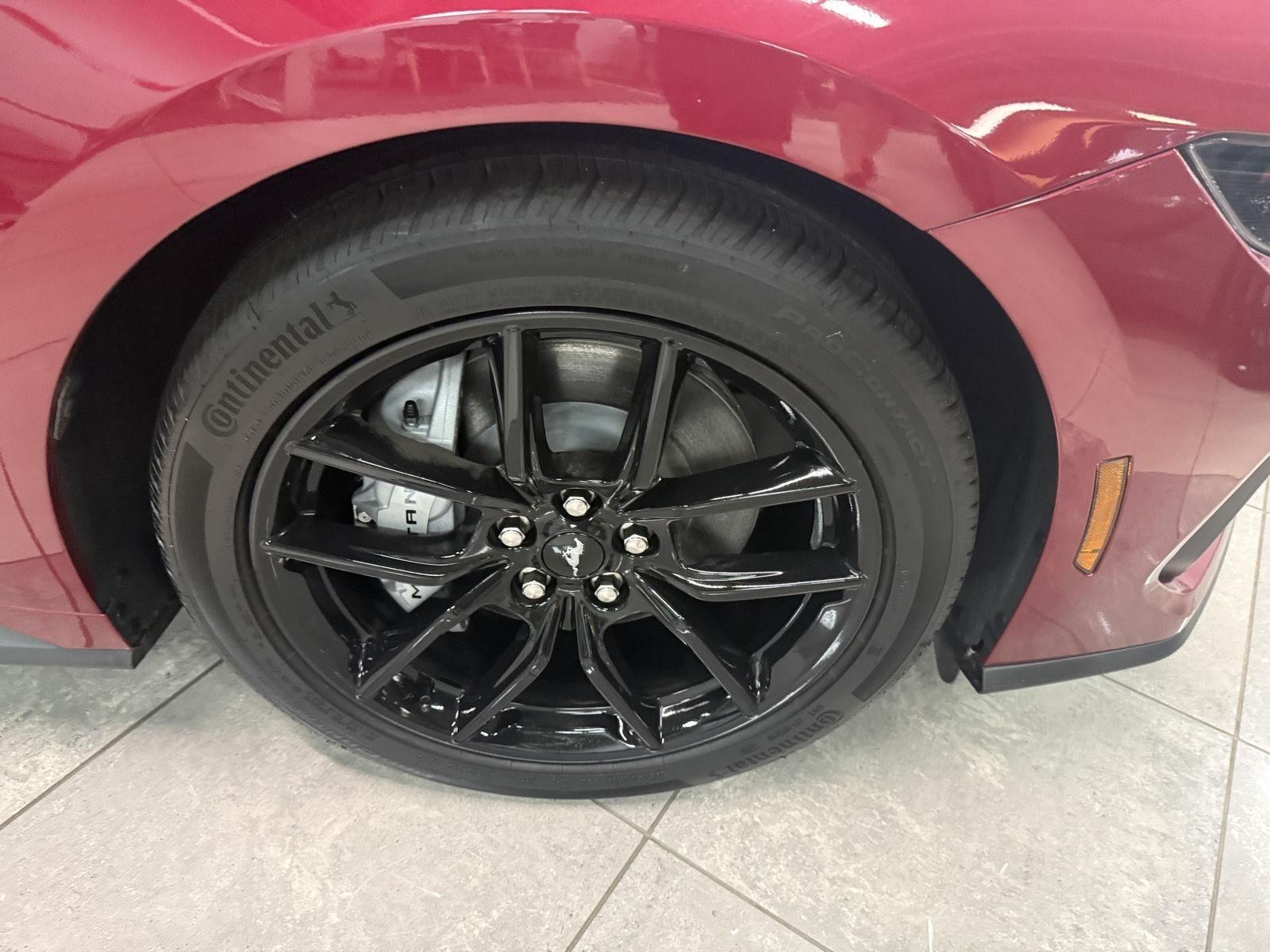 Ford Mustang GT Premium Coupe 2025