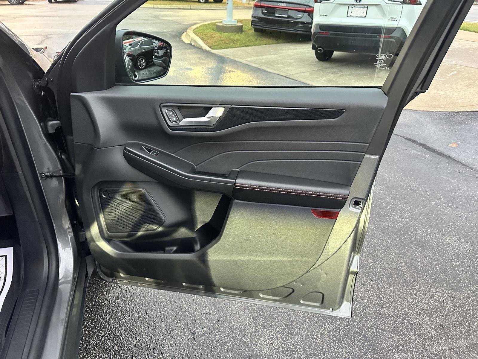 Ford Escape ST-Line AWD 2025