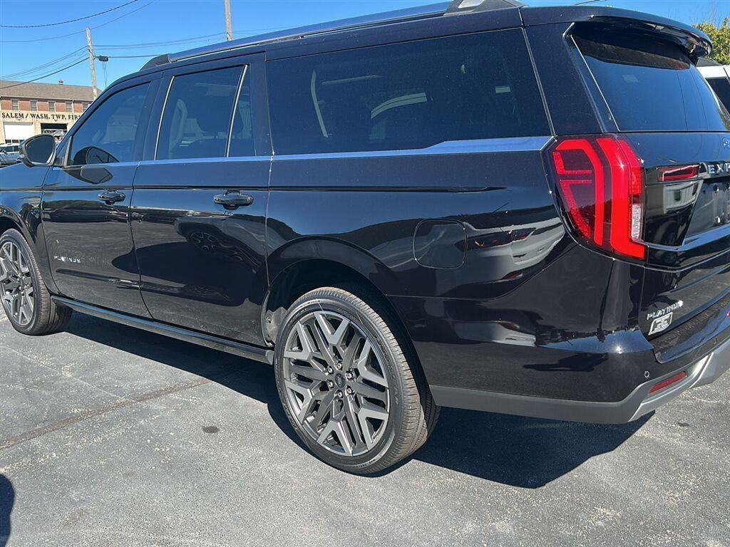 Ford Expedition MAX Platinum 4WD 2025