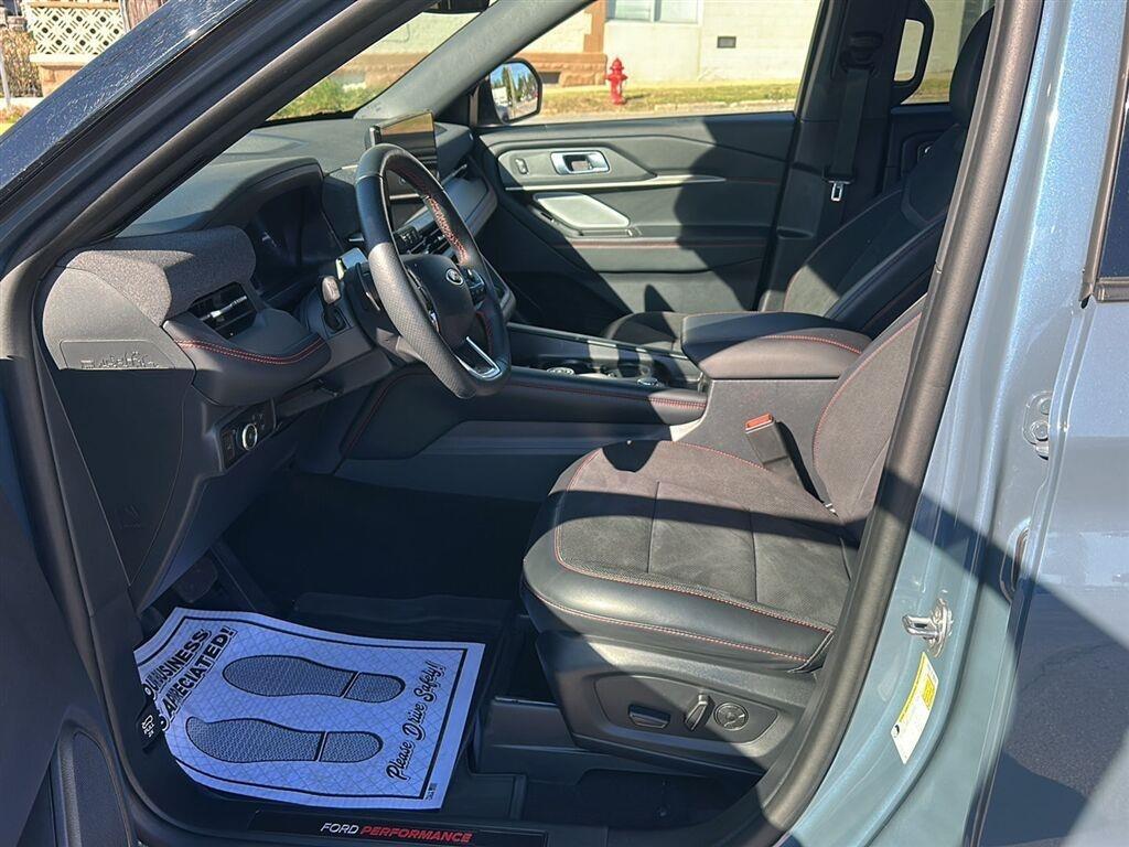Ford Explorer ST AWD 2025