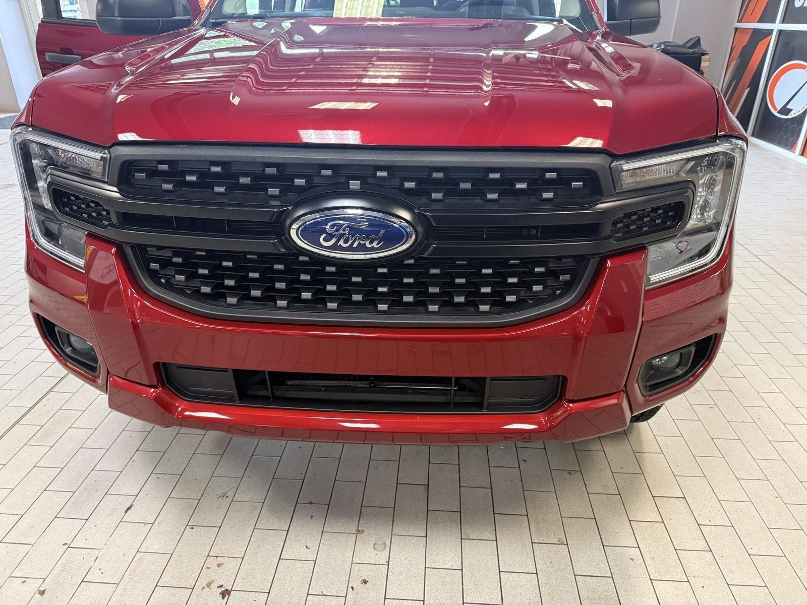 2025 Ford Ranger XL - Photo 13