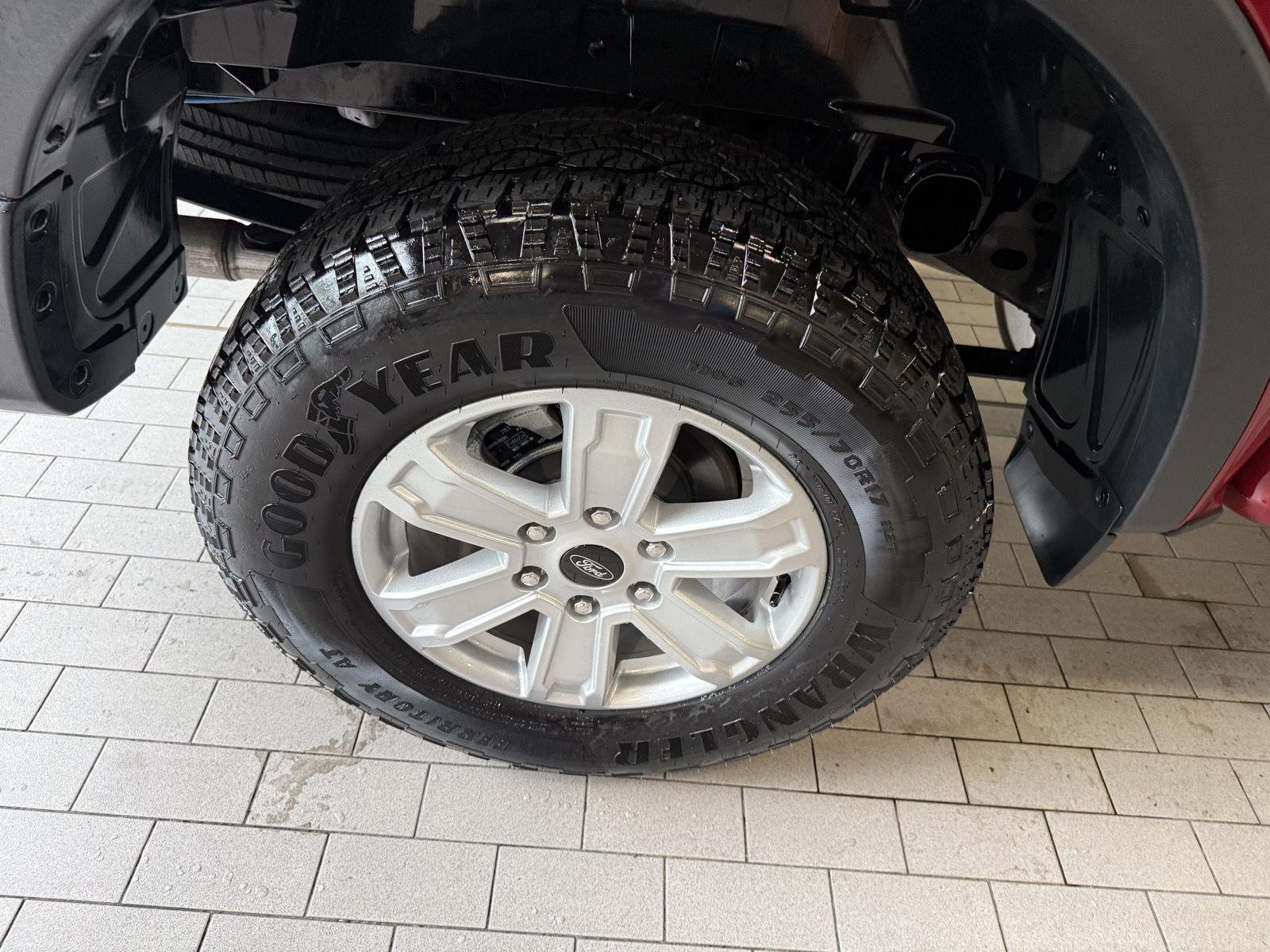2025 Ford Ranger XL - Photo 17