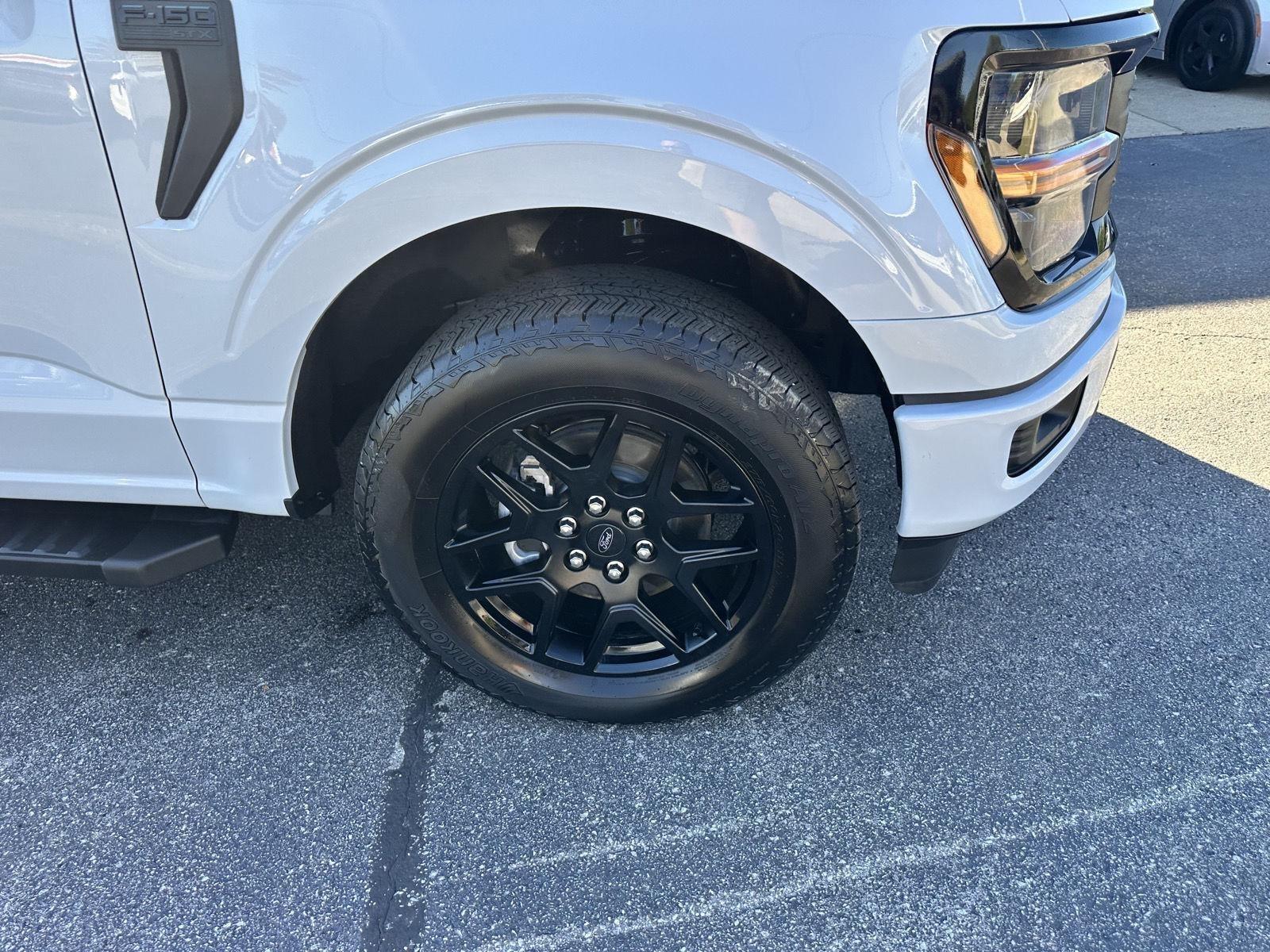 Ford F-150 STX SuperCab 4WD 2025
