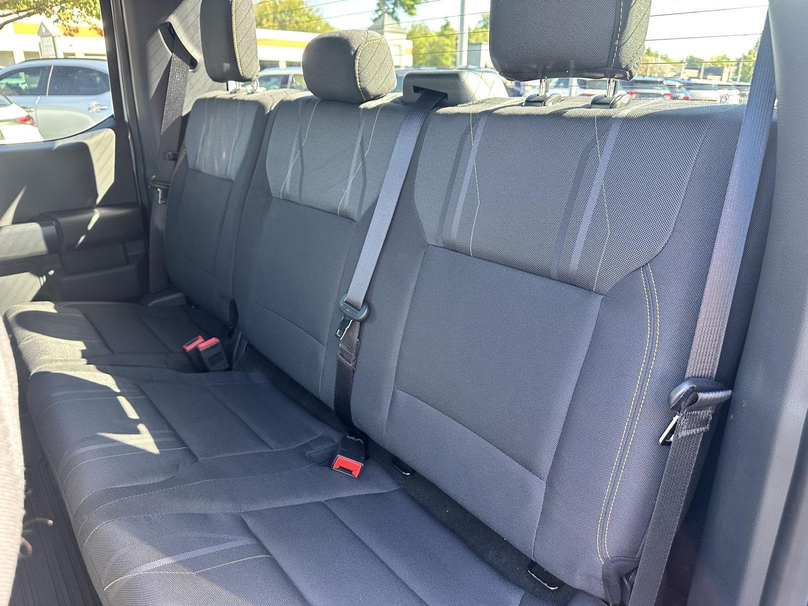 Ford F-150 STX SuperCab 4WD 2025