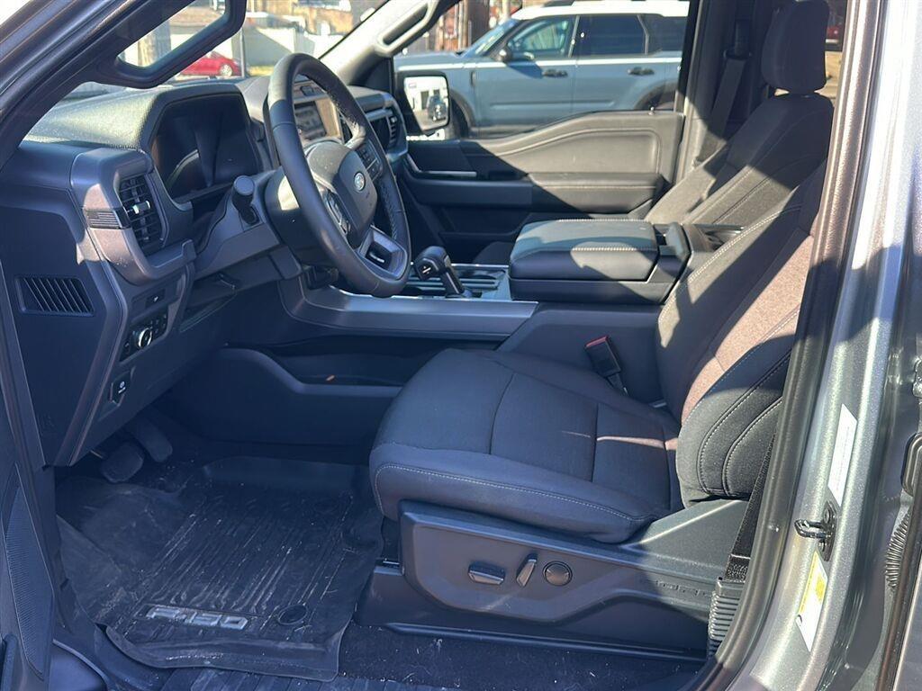 Ford F-150 XLT SuperCrew 4WD 2026