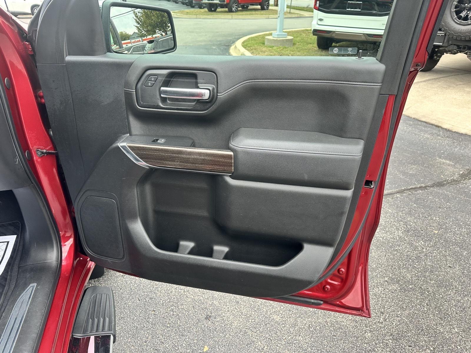 Chevrolet Silverado 1500 LT Crew Cab 4WD 2019