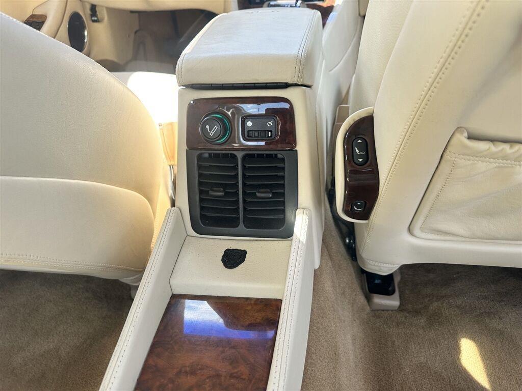 Jaguar XJ Sedan Vanden Plas 1997