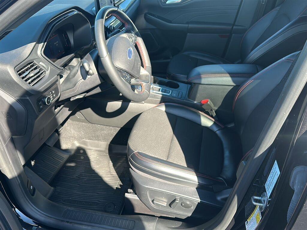 Ford Escape ST-Line Select  Hybrid AWD 2025