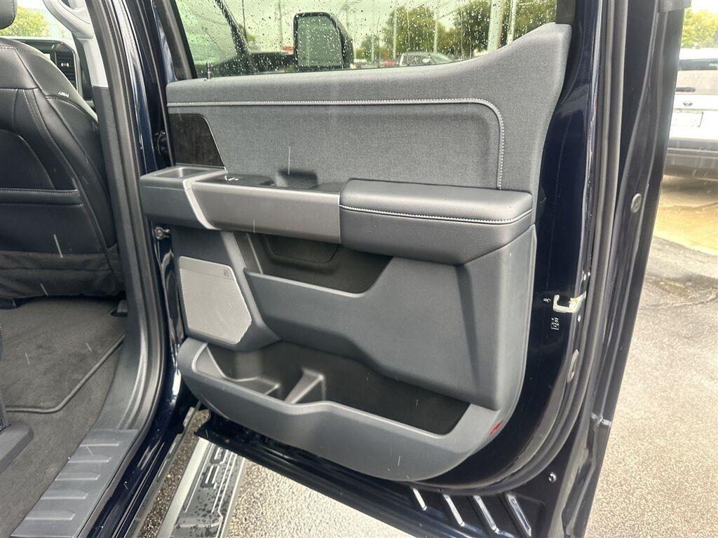 Ford F-250 SD Lariat Crew Cab 4WD 2025