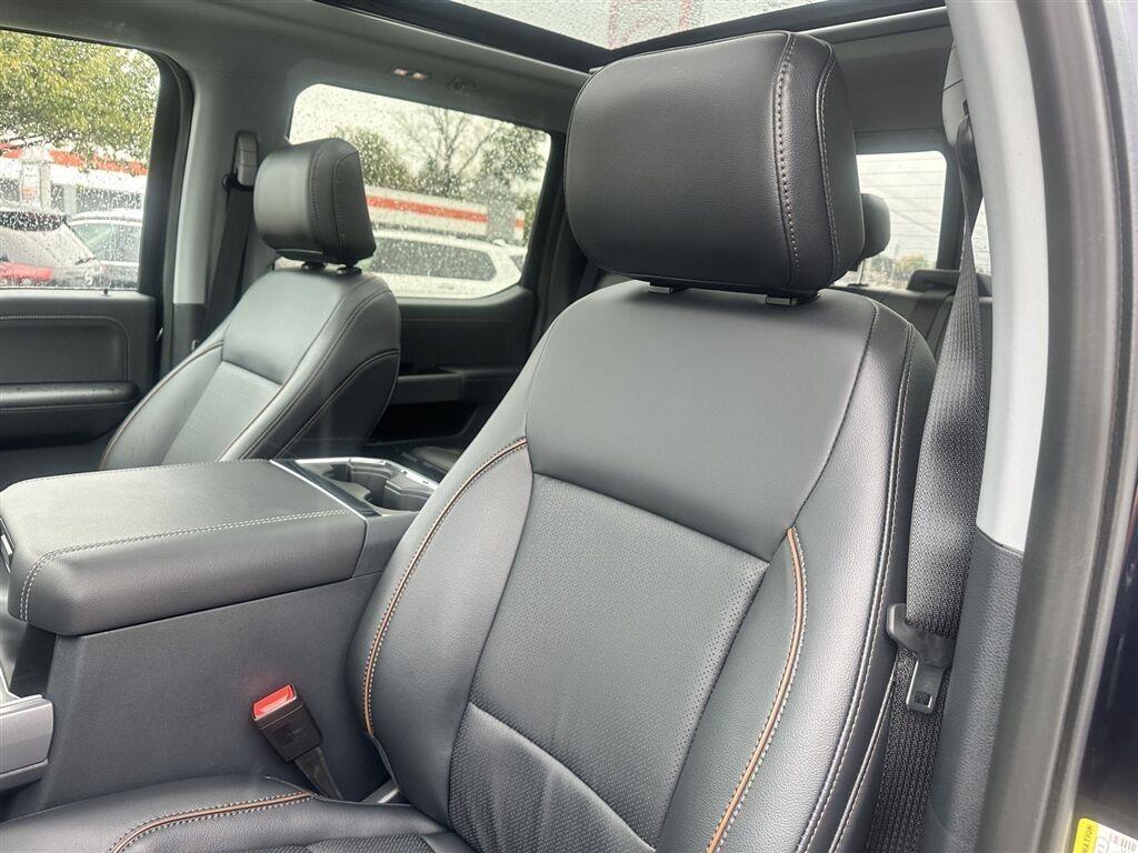 Ford F-250 SD Lariat Crew Cab 4WD 2025
