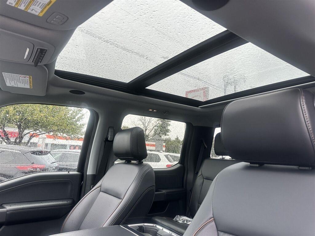 Ford F-250 SD Lariat Crew Cab 4WD 2025