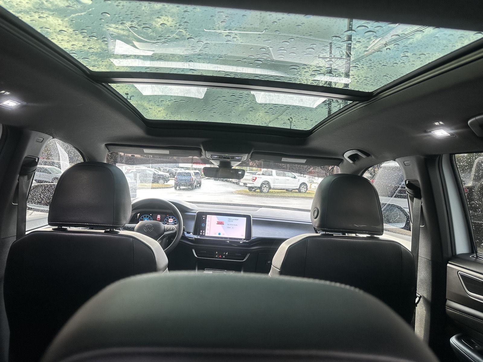 Volkswagen Atlas Cross Sport SE w/Technology AWD 2024