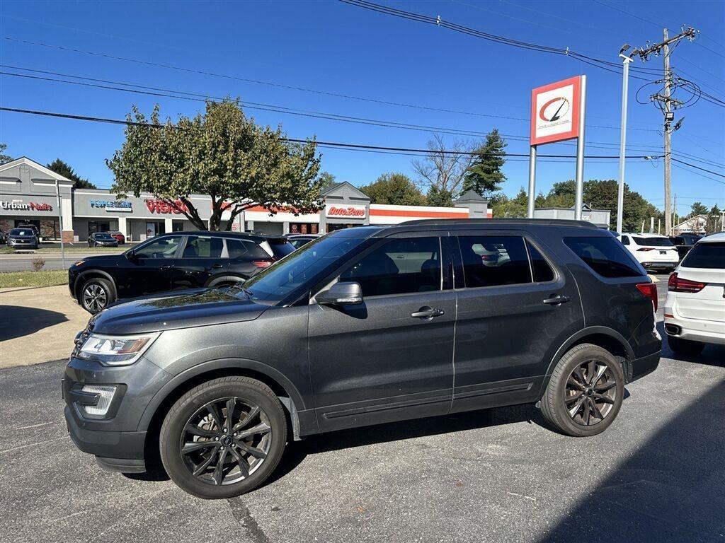 Ford Explorer XLT 4WD 2017