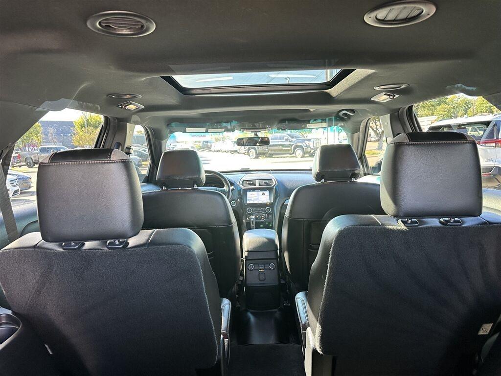 Ford Explorer XLT 4WD 2017