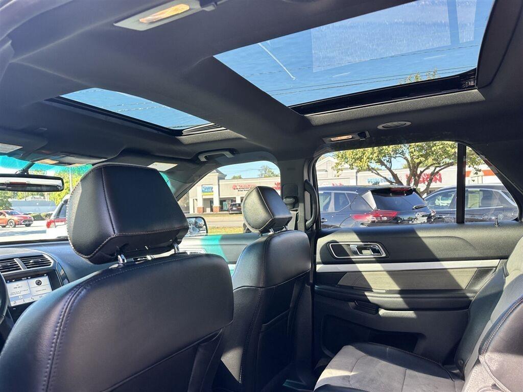 Ford Explorer XLT 4WD 2017