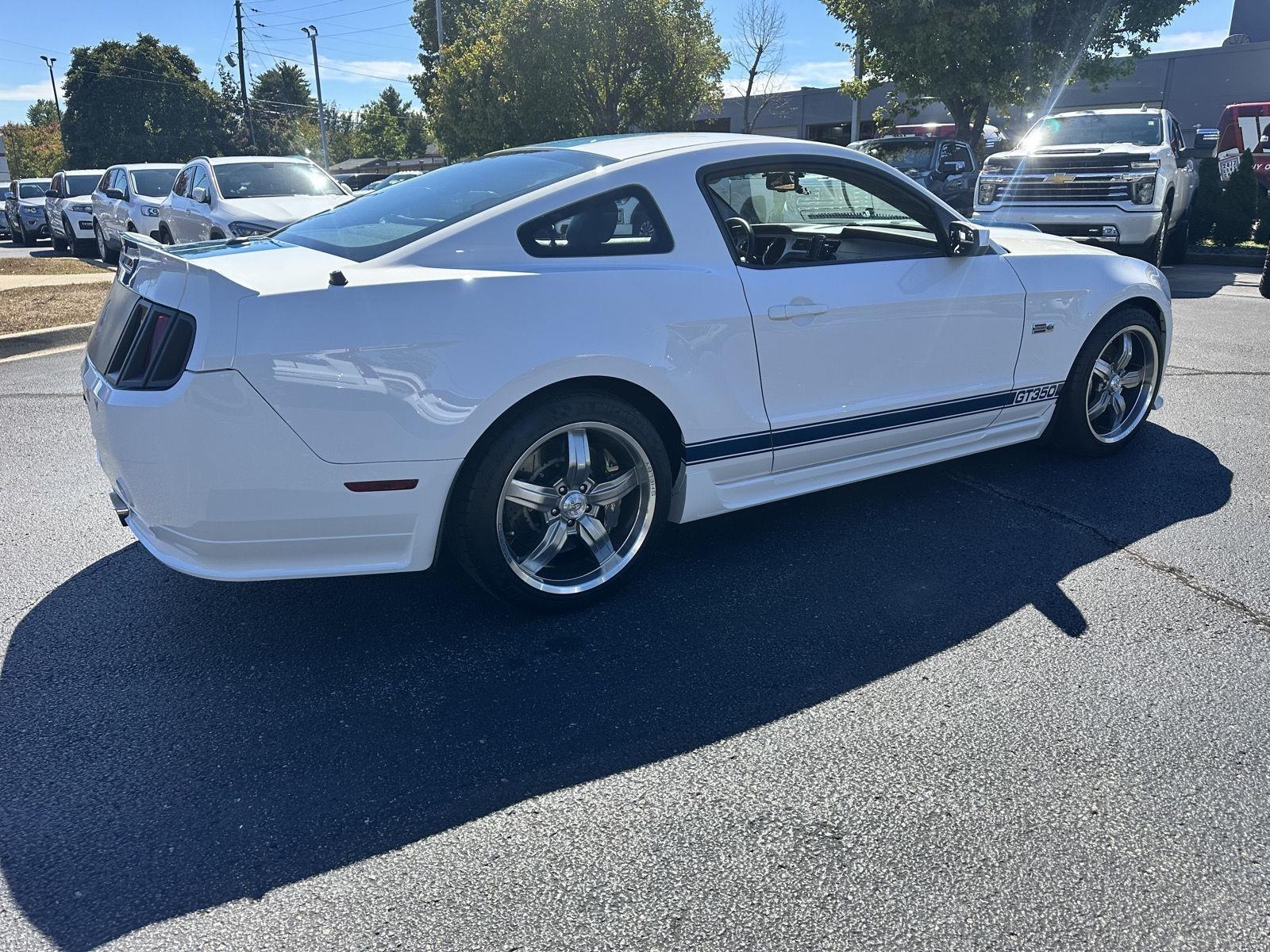 Ford Mustang GT Coupe 2011
