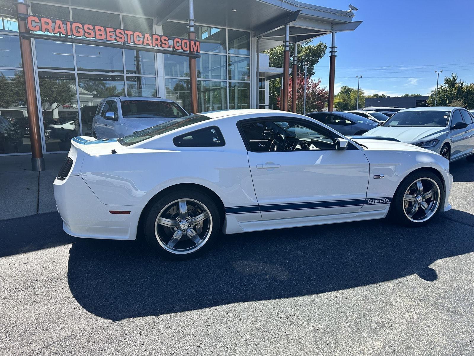 Ford Mustang GT Coupe 2011