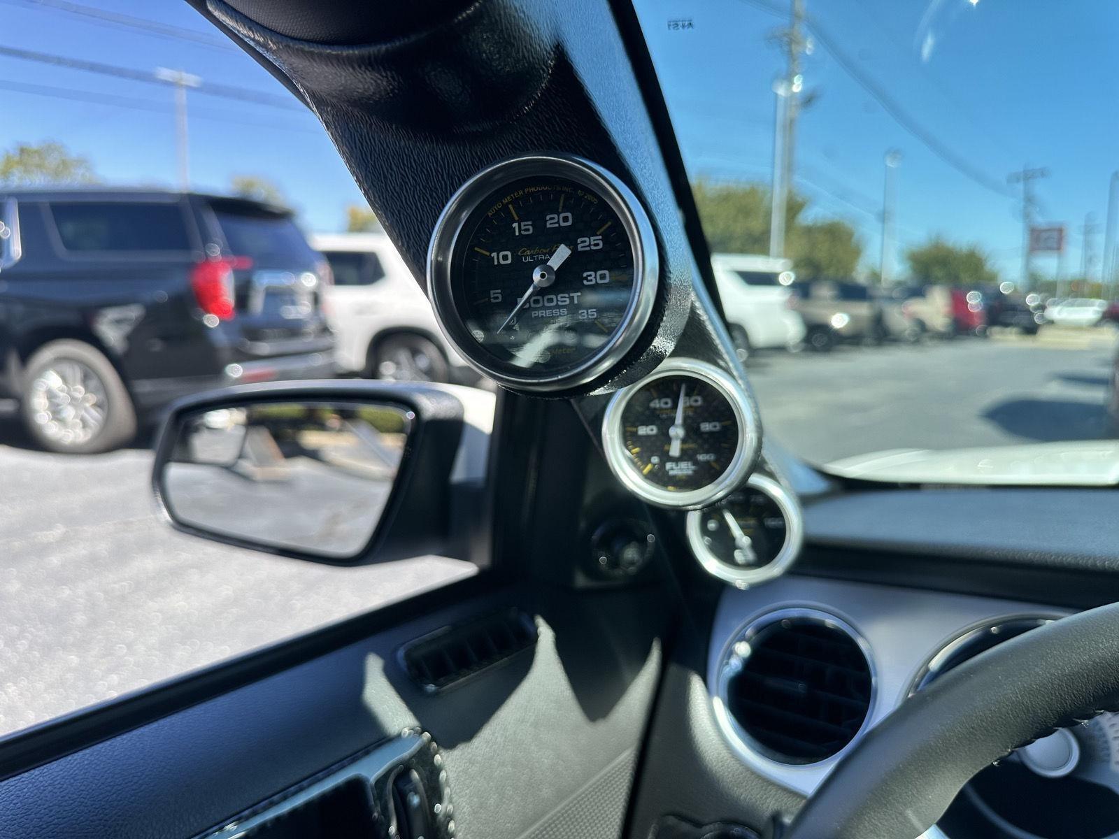 Ford Shelby GT350 Base 2011