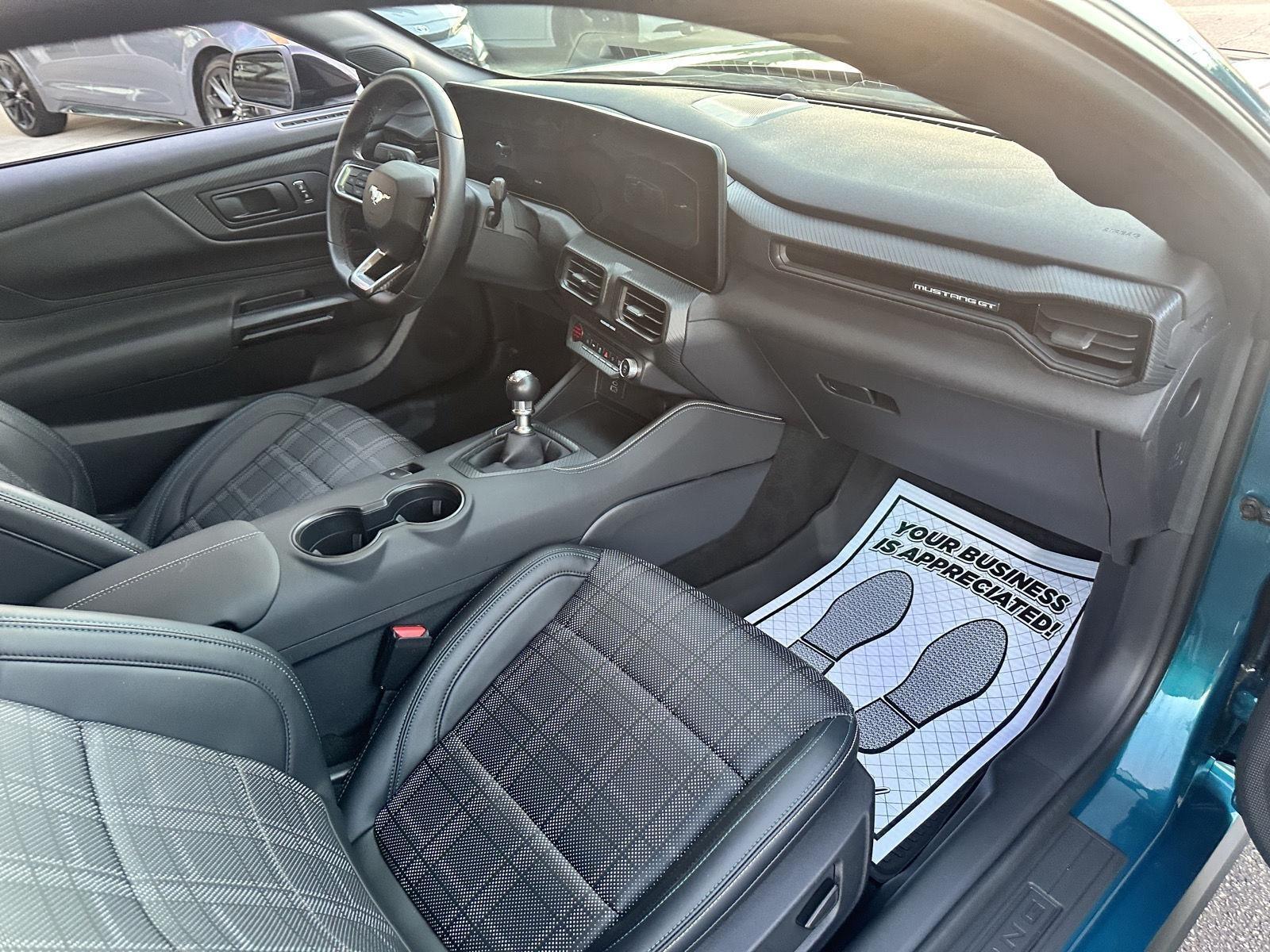 Ford Mustang GT Premium Coupe 2026