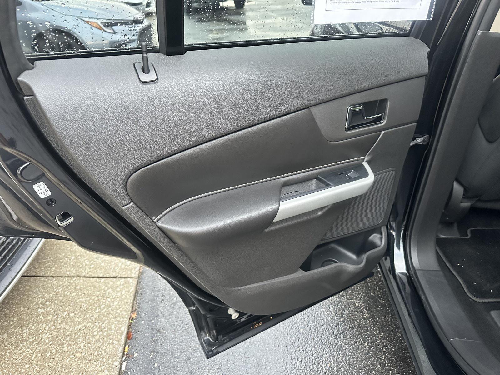Ford Edge SE FWD 2013
