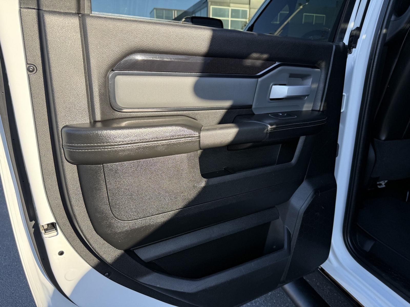 RAM 2500 Power Wagon Crew Cab SWB 4WD 2020
