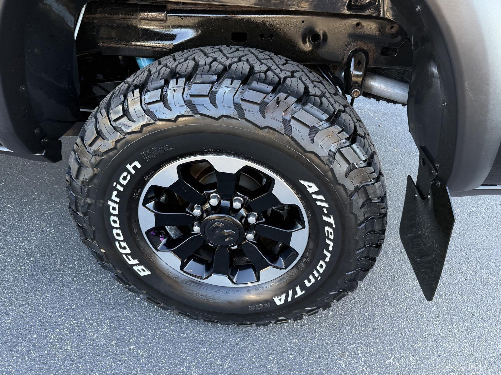 RAM 2500 Power Wagon Crew Cab SWB 4WD 2020