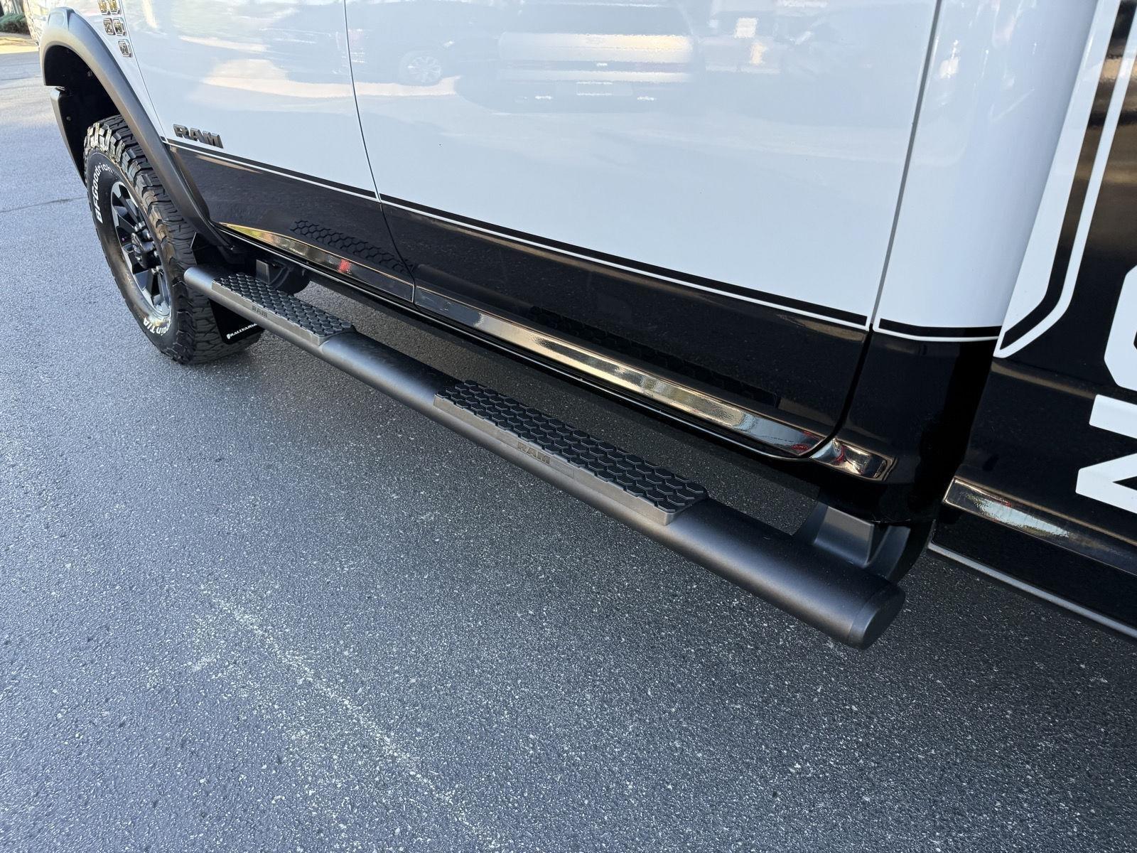 RAM 2500 Power Wagon Crew Cab SWB 4WD 2020
