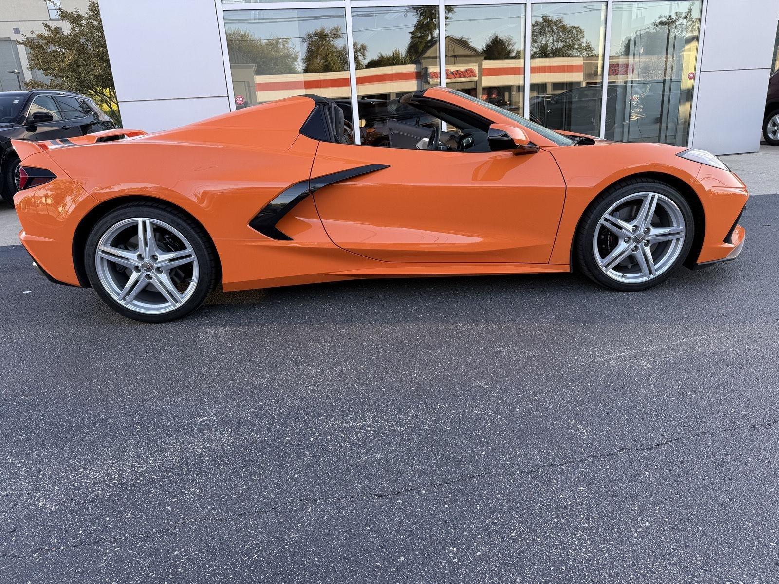 Chevrolet Corvette 2LT Convertible 2024