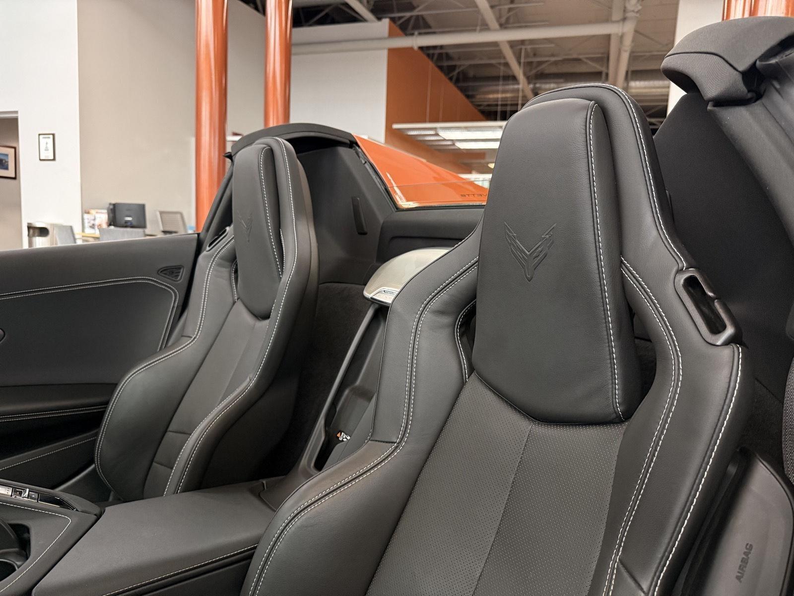 Chevrolet Corvette 2LT Convertible 2024