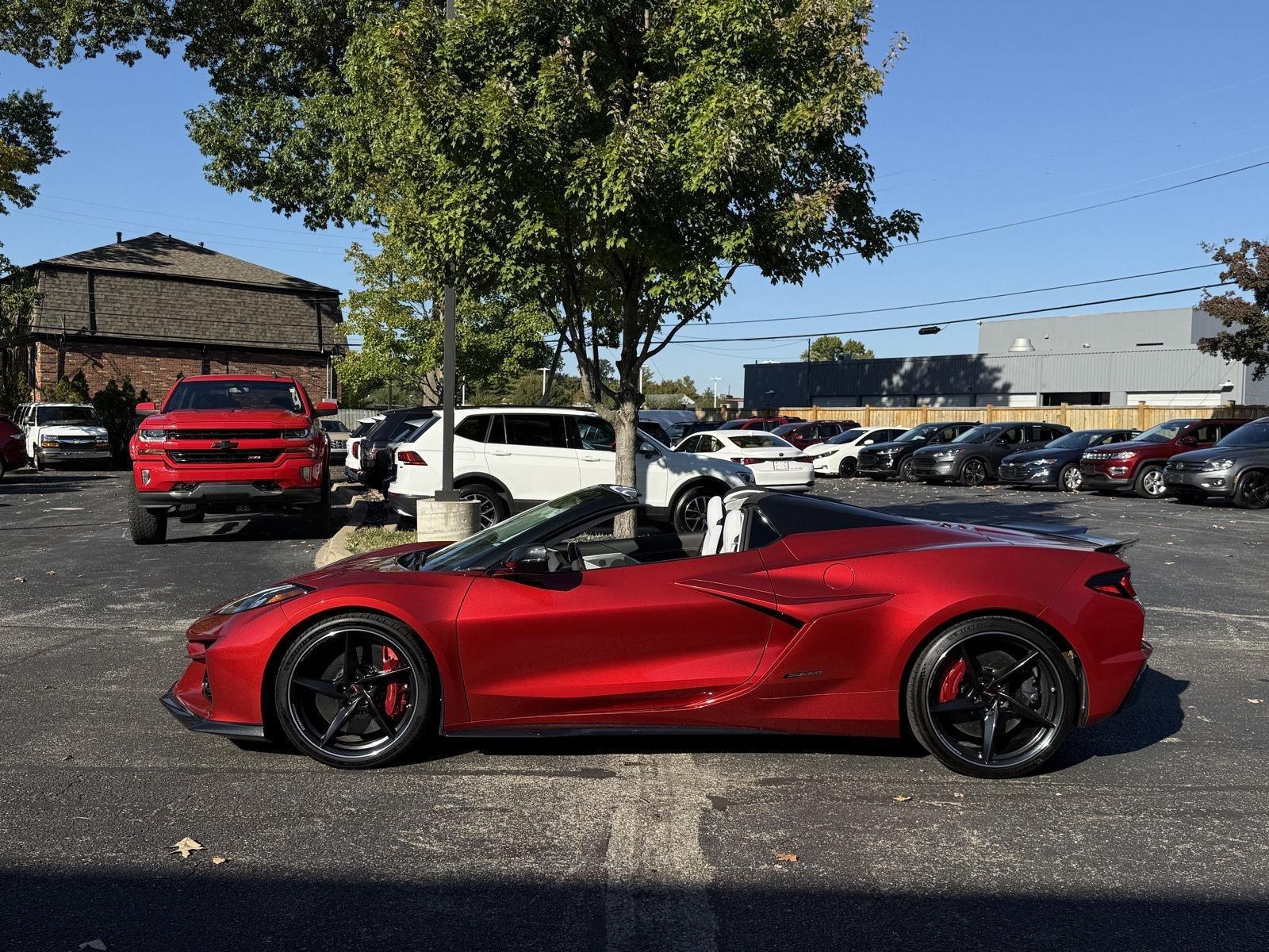 Chevrolet Corvette E-Ray Convertible AWD w/3LZ 2024