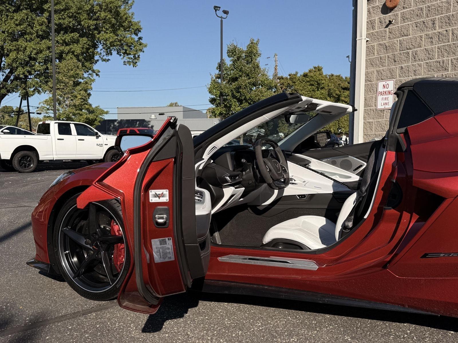 Chevrolet Corvette E-Ray Convertible AWD w/3LZ 2024