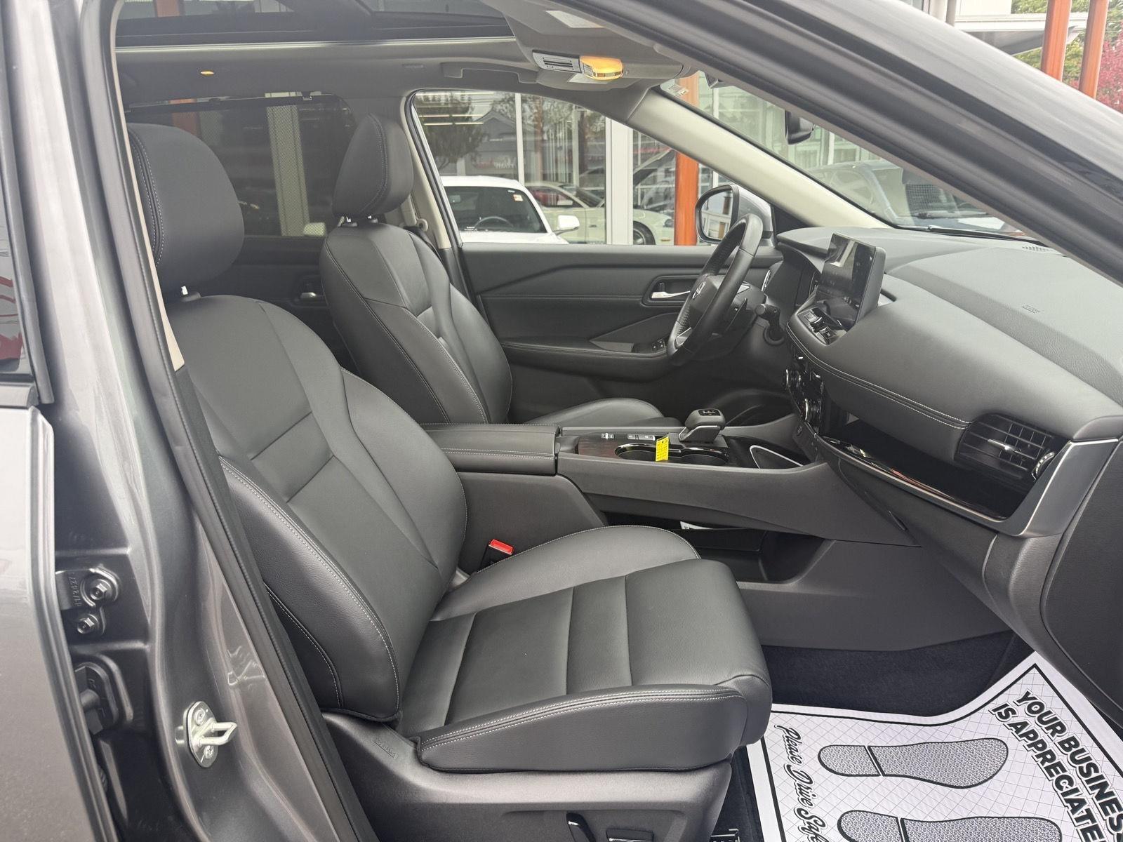Nissan Rogue SL 2025