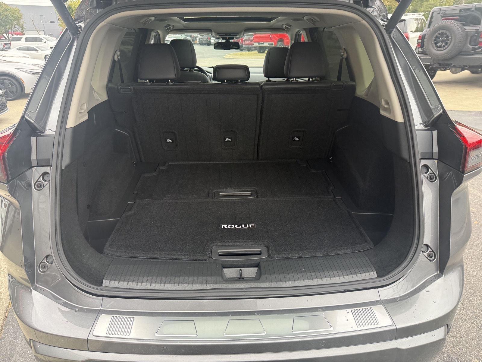 Nissan Rogue SL 2025