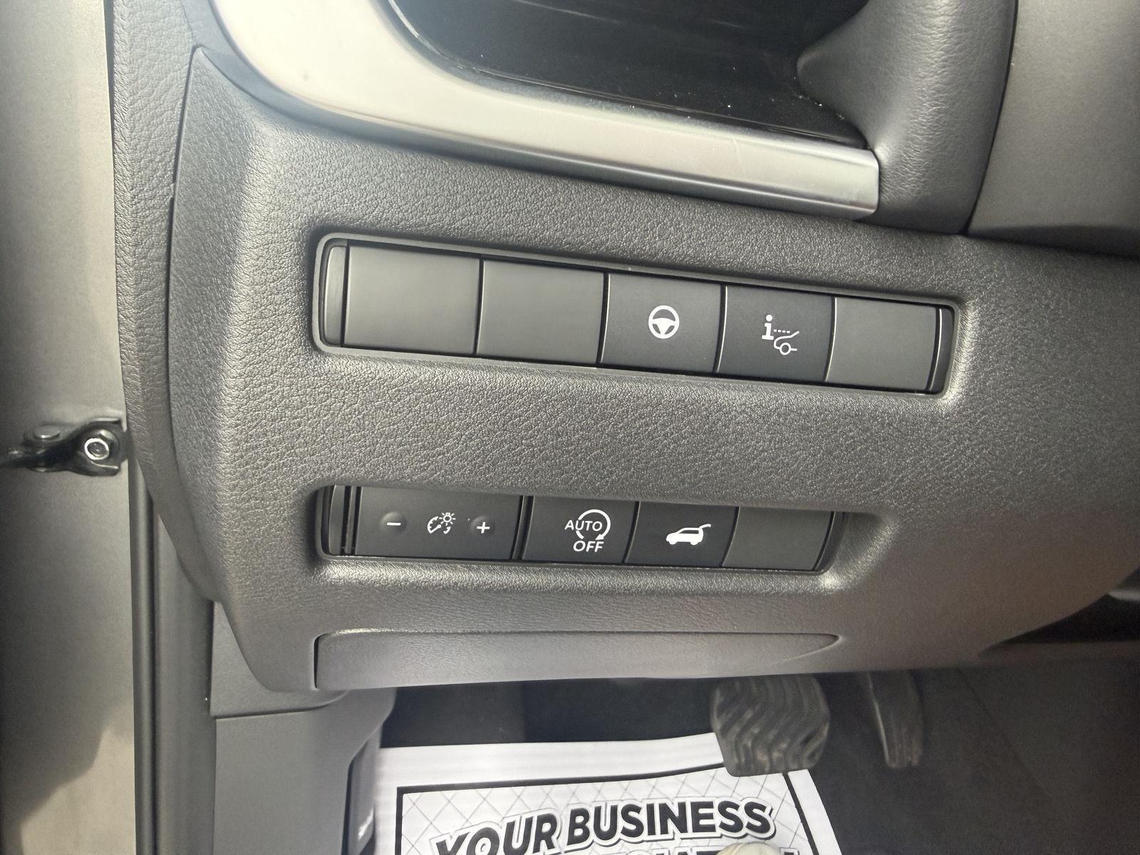 Nissan Rogue SL 2025