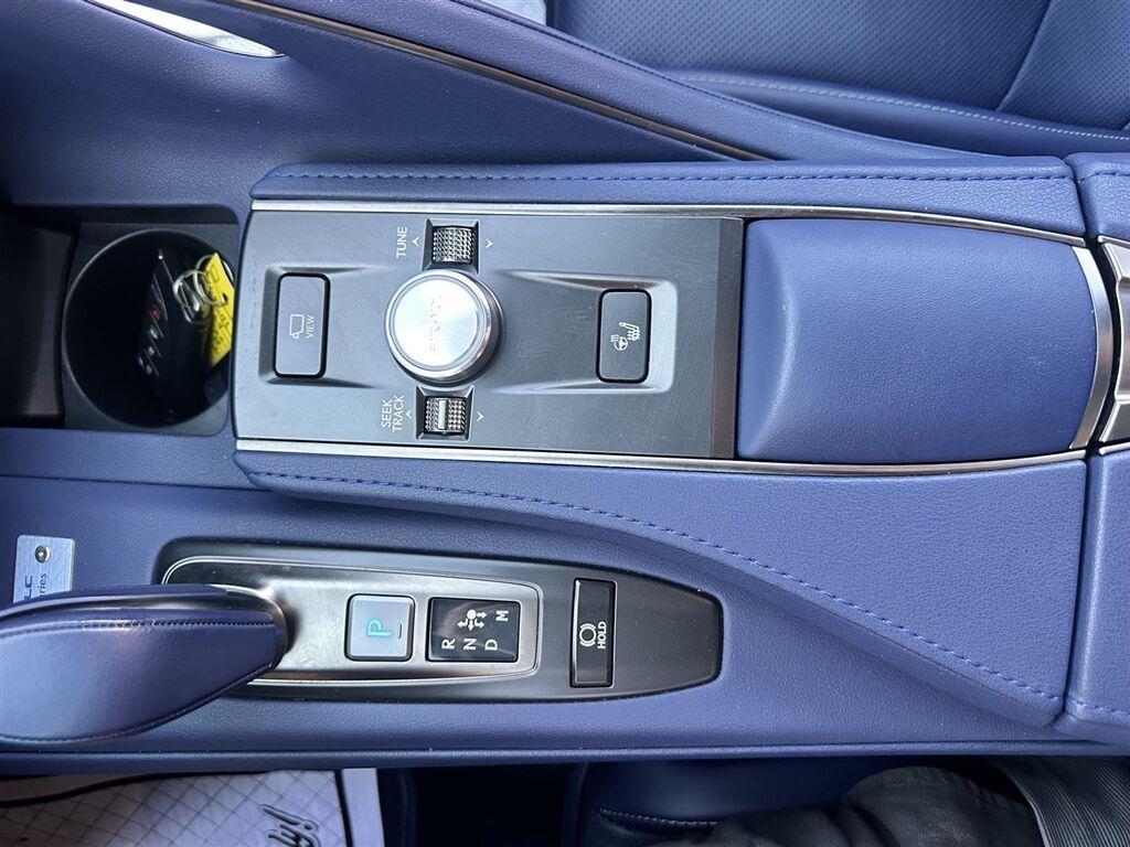 Lexus LC 500 Convertible 2024
