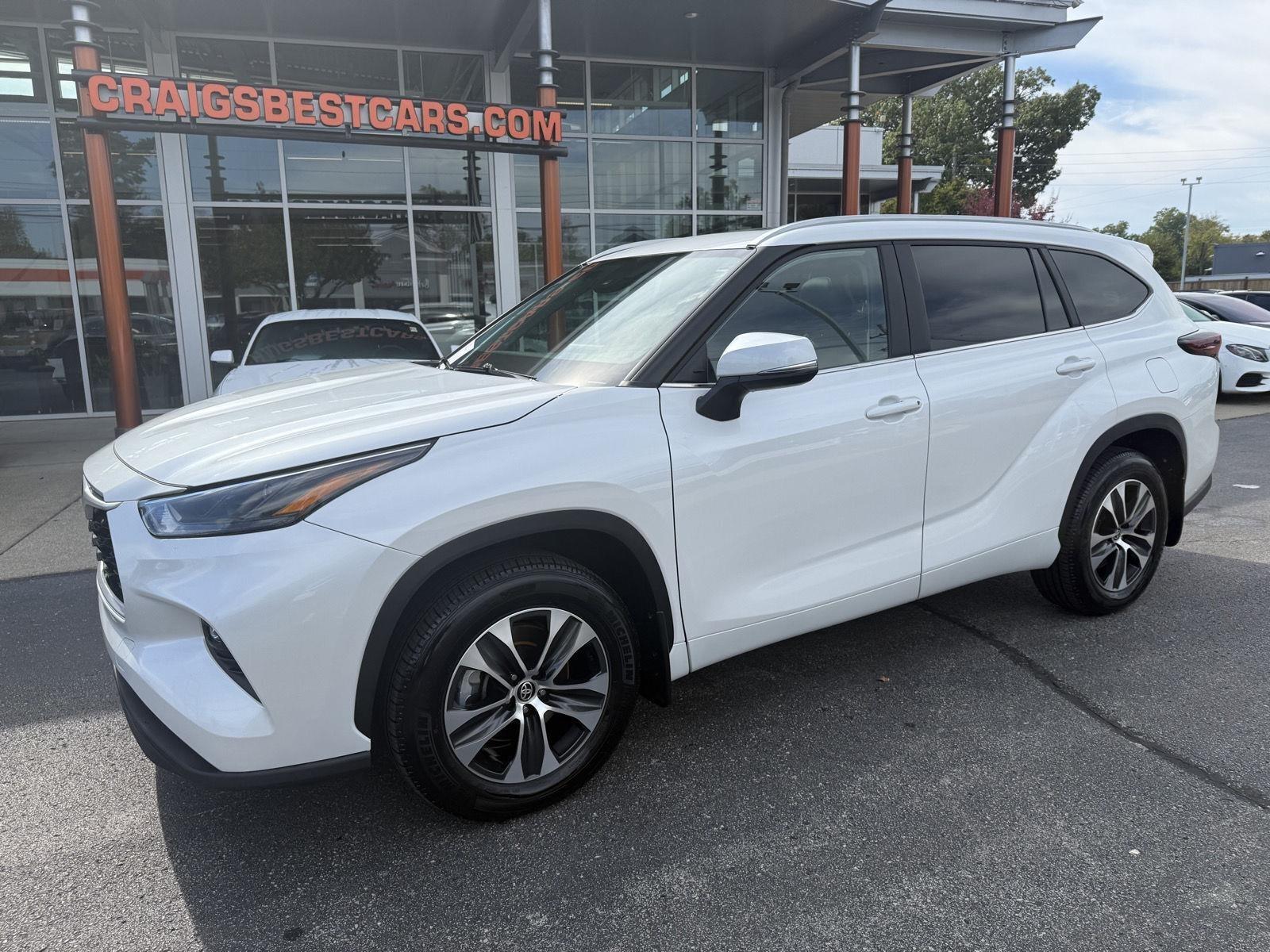 Toyota Highlander Limited AWD 2026