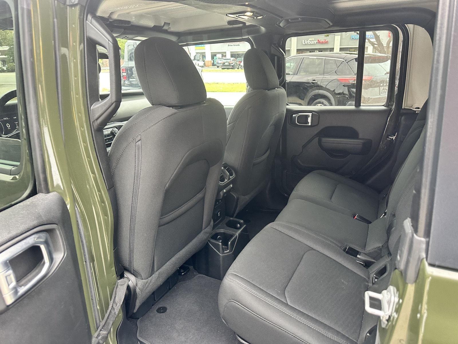 Jeep Gladiator Sport 2022