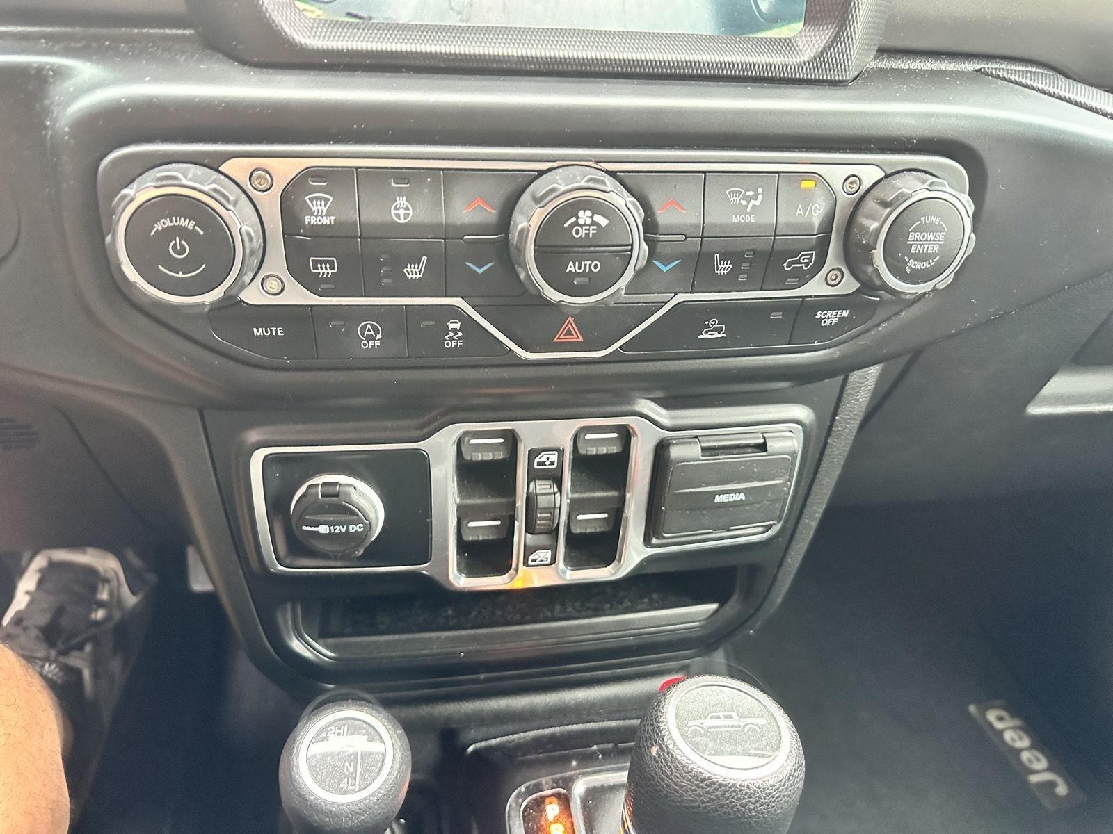 Jeep Gladiator Sport 2022