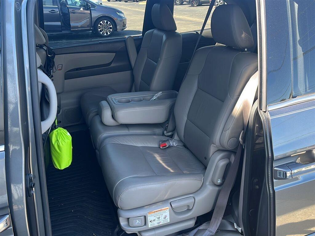 Honda Odyssey Touring Elite 2012