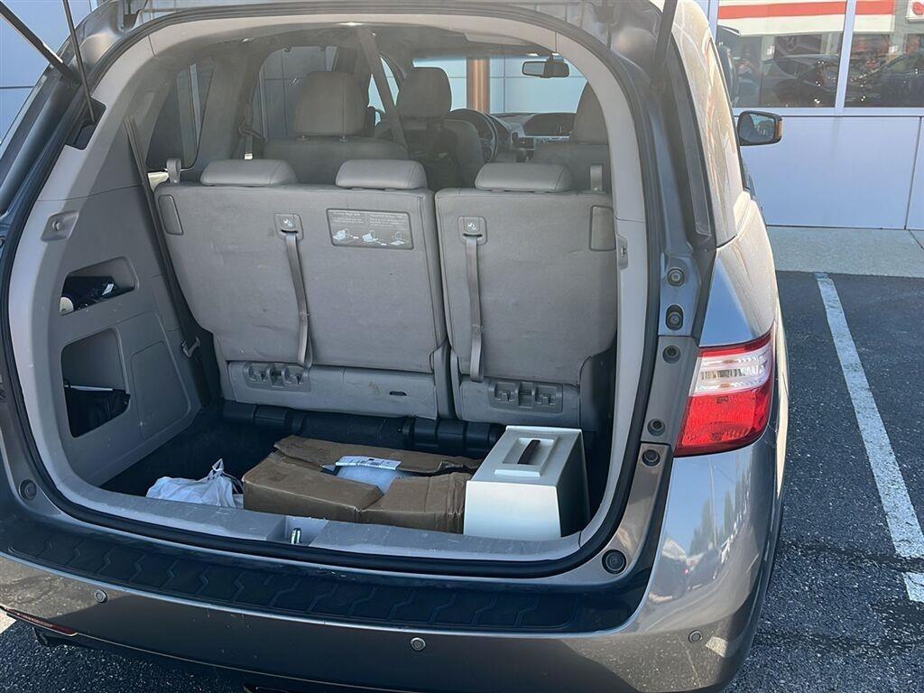 Honda Odyssey Touring Elite 2012
