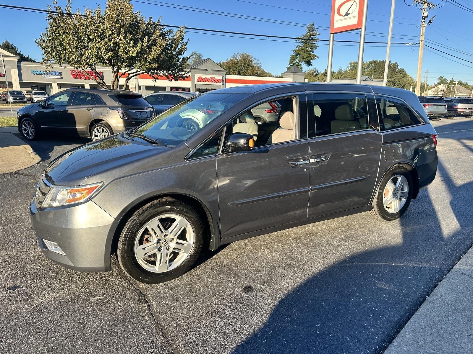Honda Odyssey Touring Elite 2012