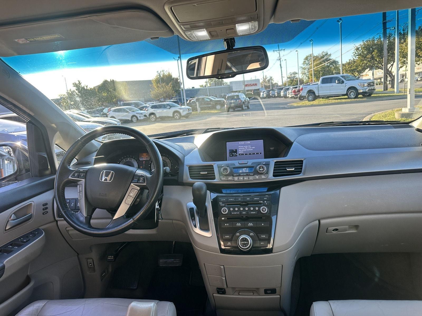 Honda Odyssey Touring Elite 2012