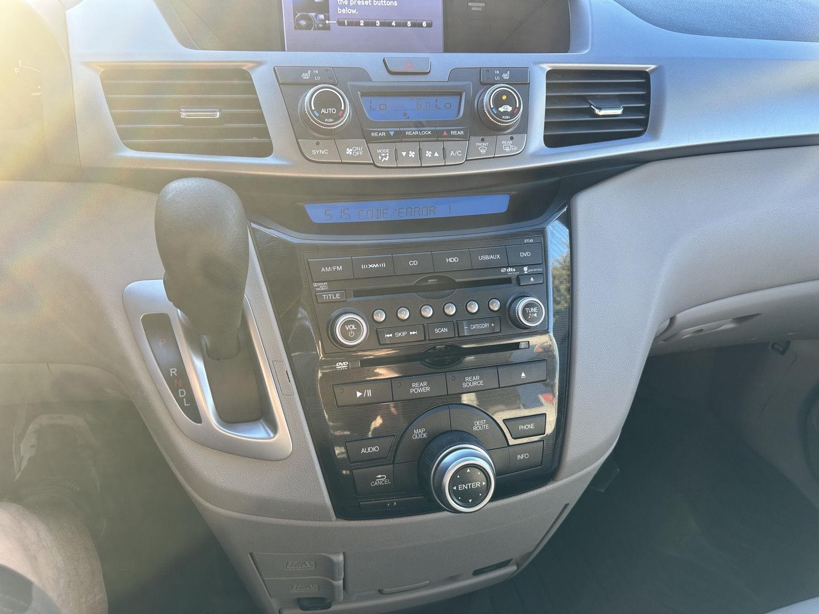 Honda Odyssey Touring Elite 2012