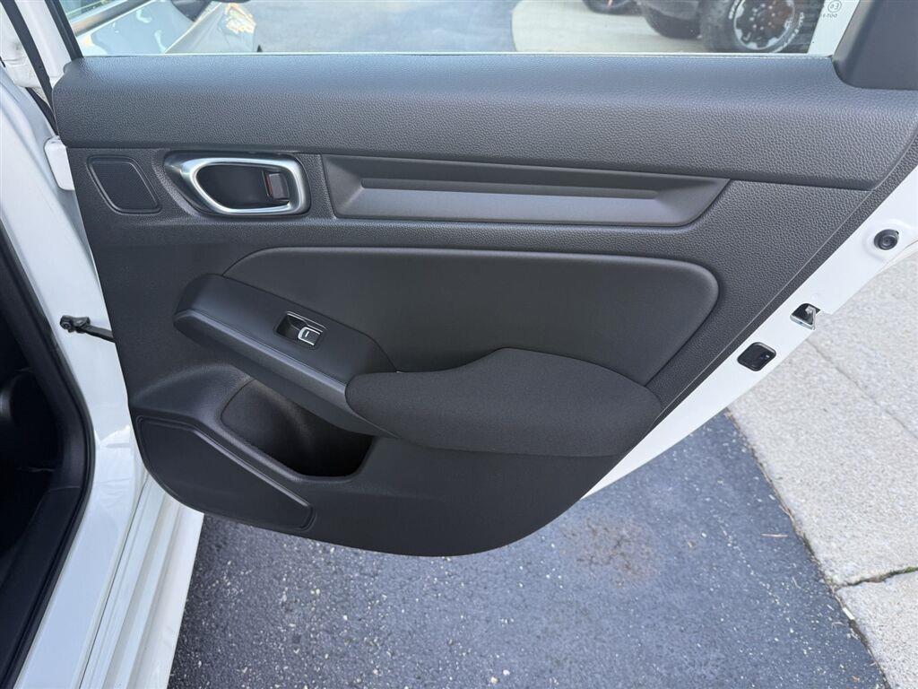 Honda Civic LX Sedan CVT 2022
