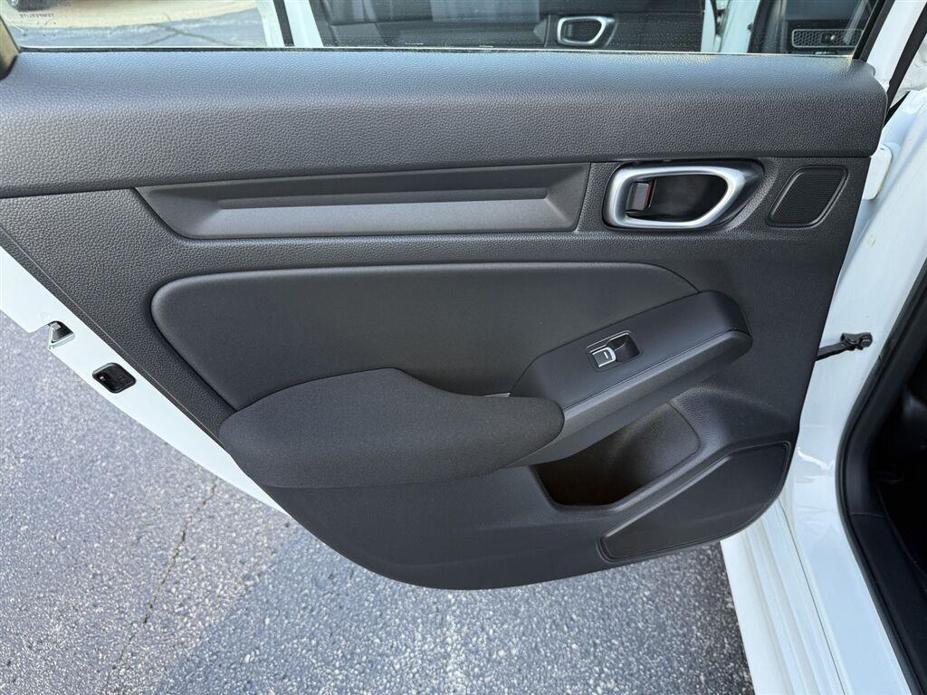 Honda Civic LX Sedan CVT 2022