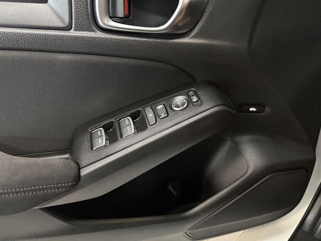 Honda Civic LX Sedan CVT 2022