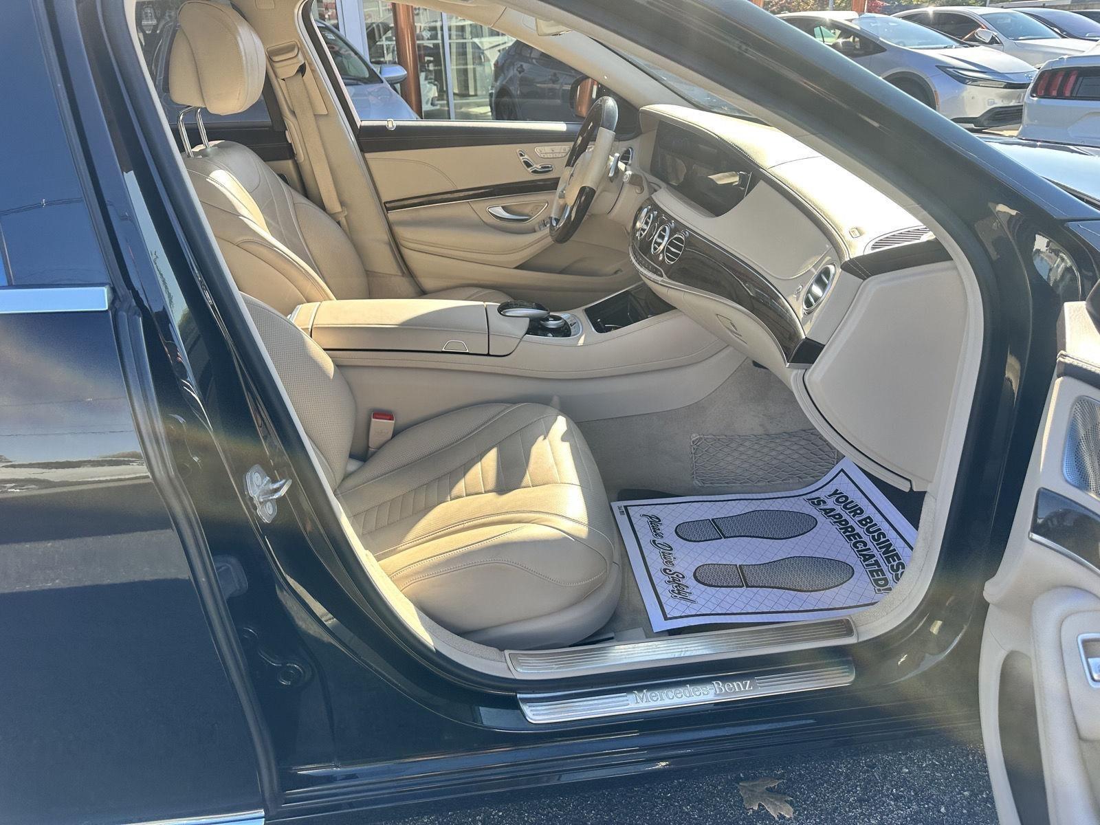Mercedes-Benz S-Class S560 2020