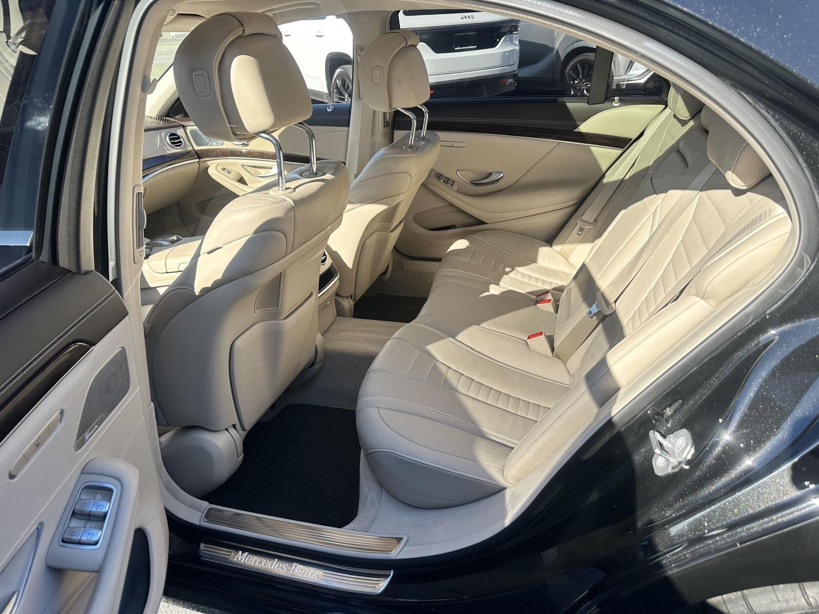 Mercedes-Benz S-Class S560 2020